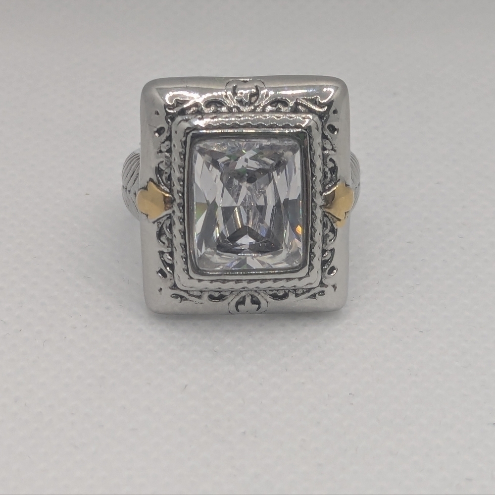 CZ DIAMOND RING - Picture 9 of 10
